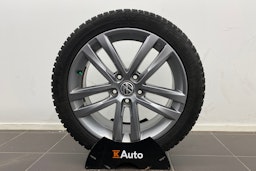 musta Volkswagen Golf 2019 kuva 11.