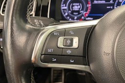 musta Volkswagen Golf 2019 kuva 14.