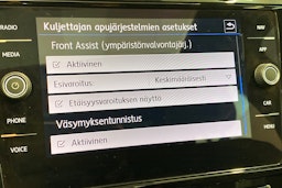 musta Volkswagen Golf 2019 kuva 25.