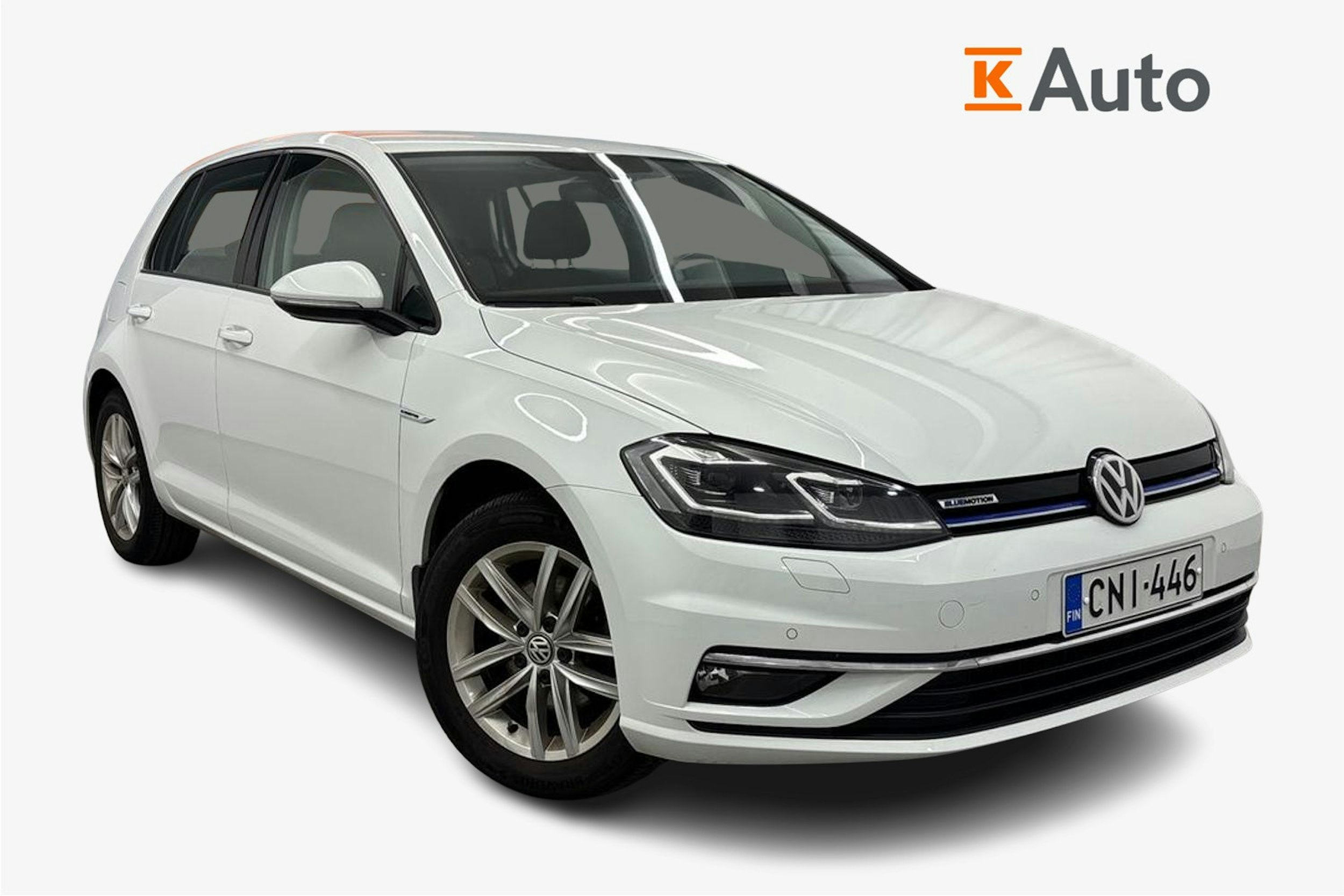 valkoinen Volkswagen Golf 2019 kuva 1.