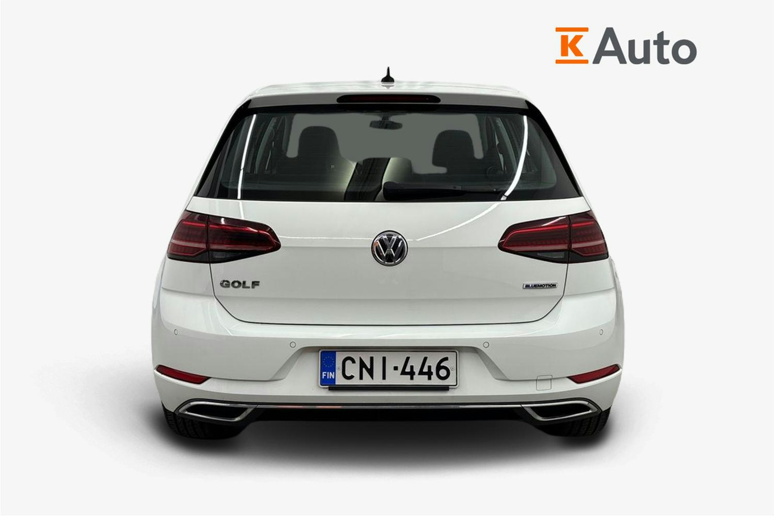 valkoinen Volkswagen Golf 2019 kuva 3.