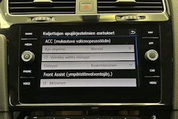 valkoinen Volkswagen Golf 2019 kuva 20.