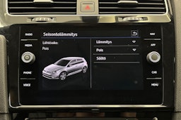 valkoinen Volkswagen Golf 2019 kuva 22.