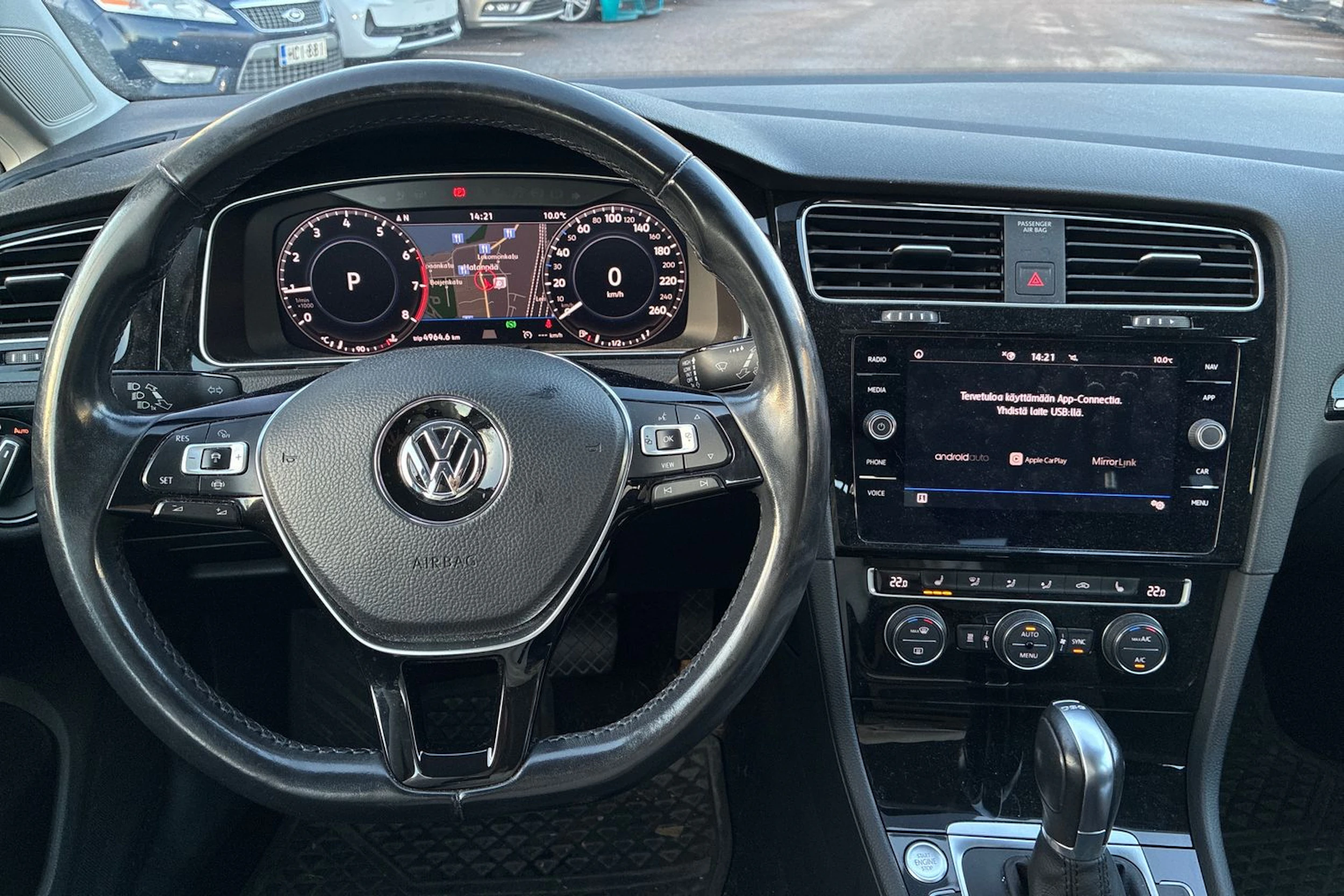 harmaa Volkswagen Golf 2019 kuva 4.