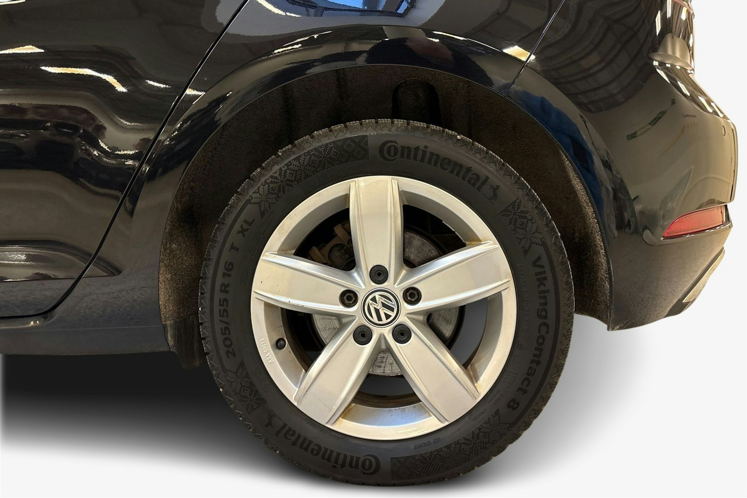 musta Volkswagen Golf 2019 kuva 11.