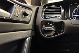 musta Volkswagen Golf 2019 kuva 16.