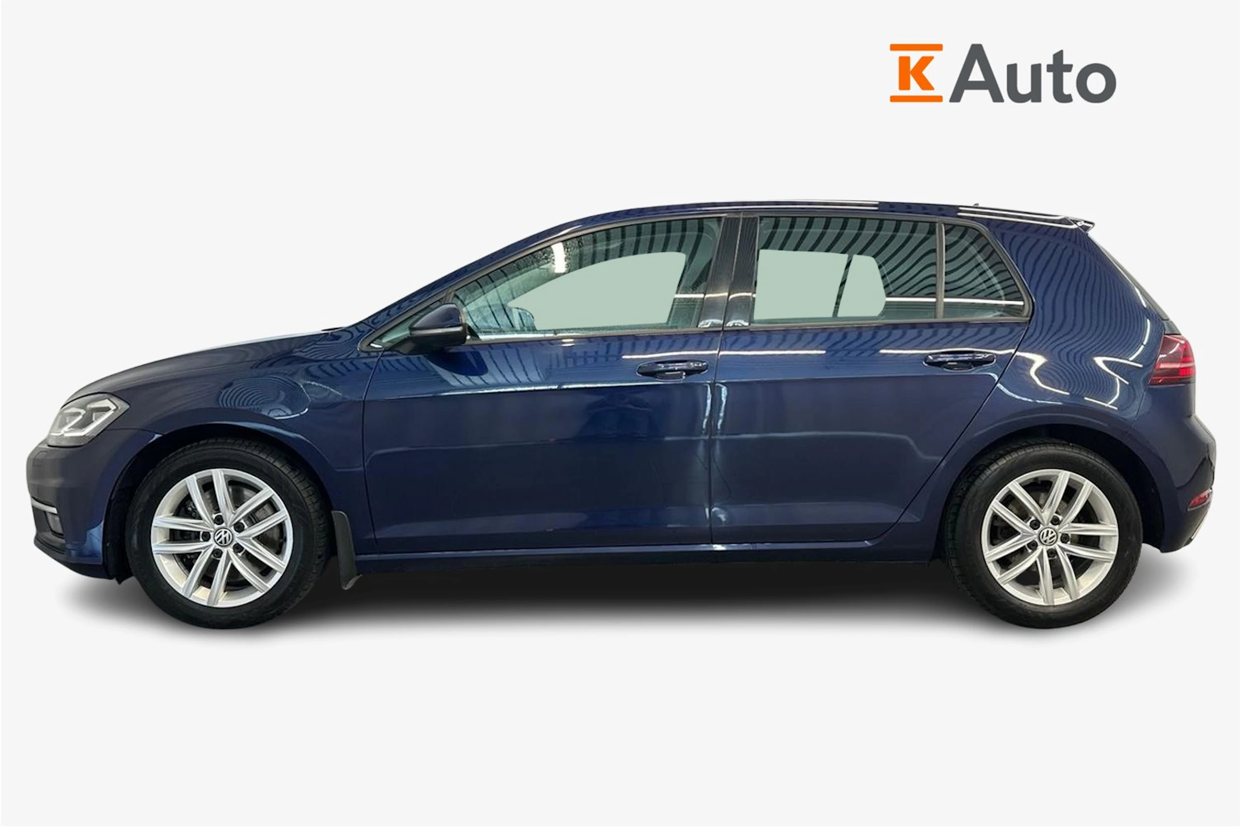 Sininen Volkswagen GOLF 2019 kuva 5.