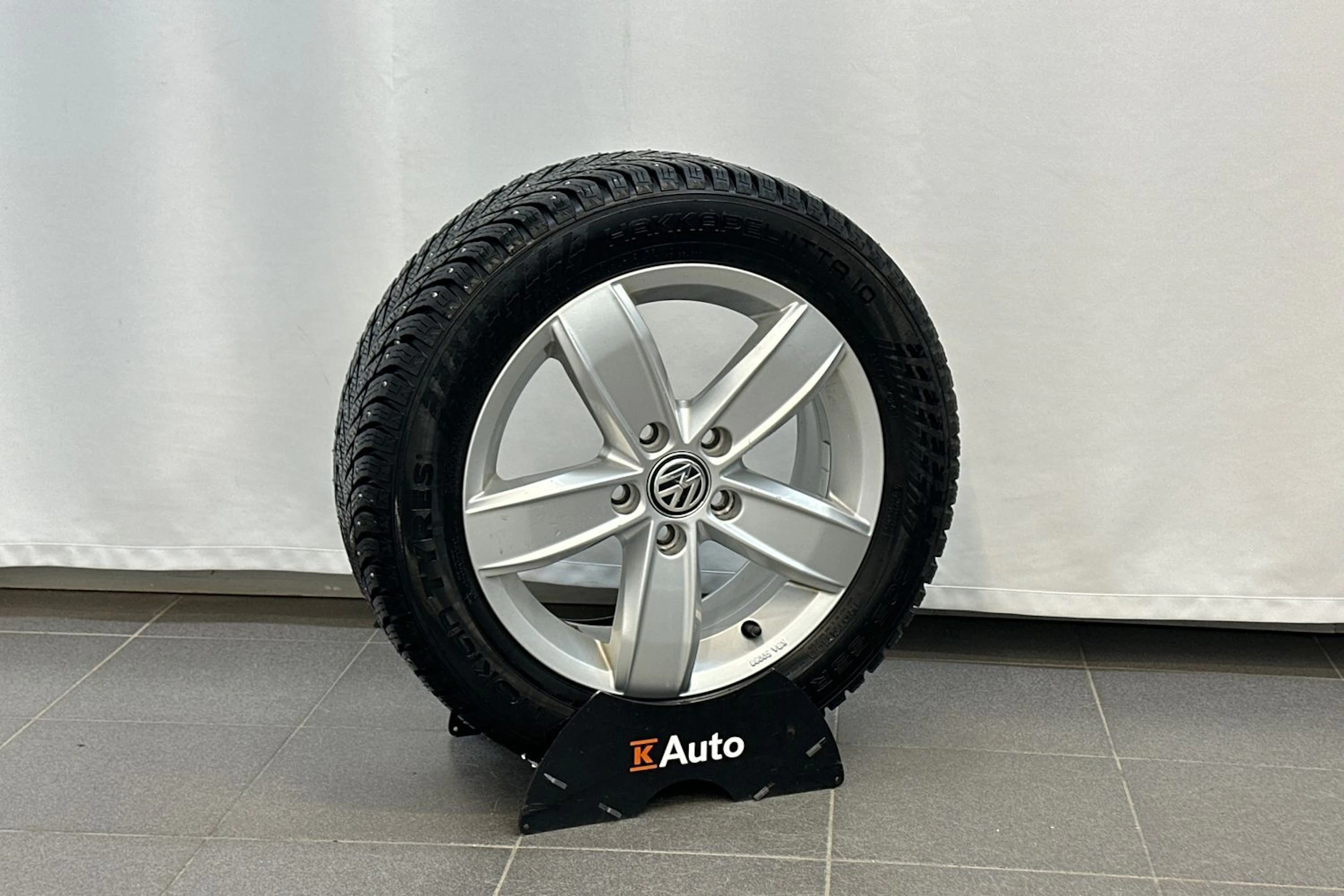 Sininen Volkswagen GOLF 2019 kuva 29.