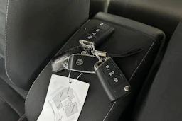 Sininen Volkswagen GOLF 2019 kuva 31.