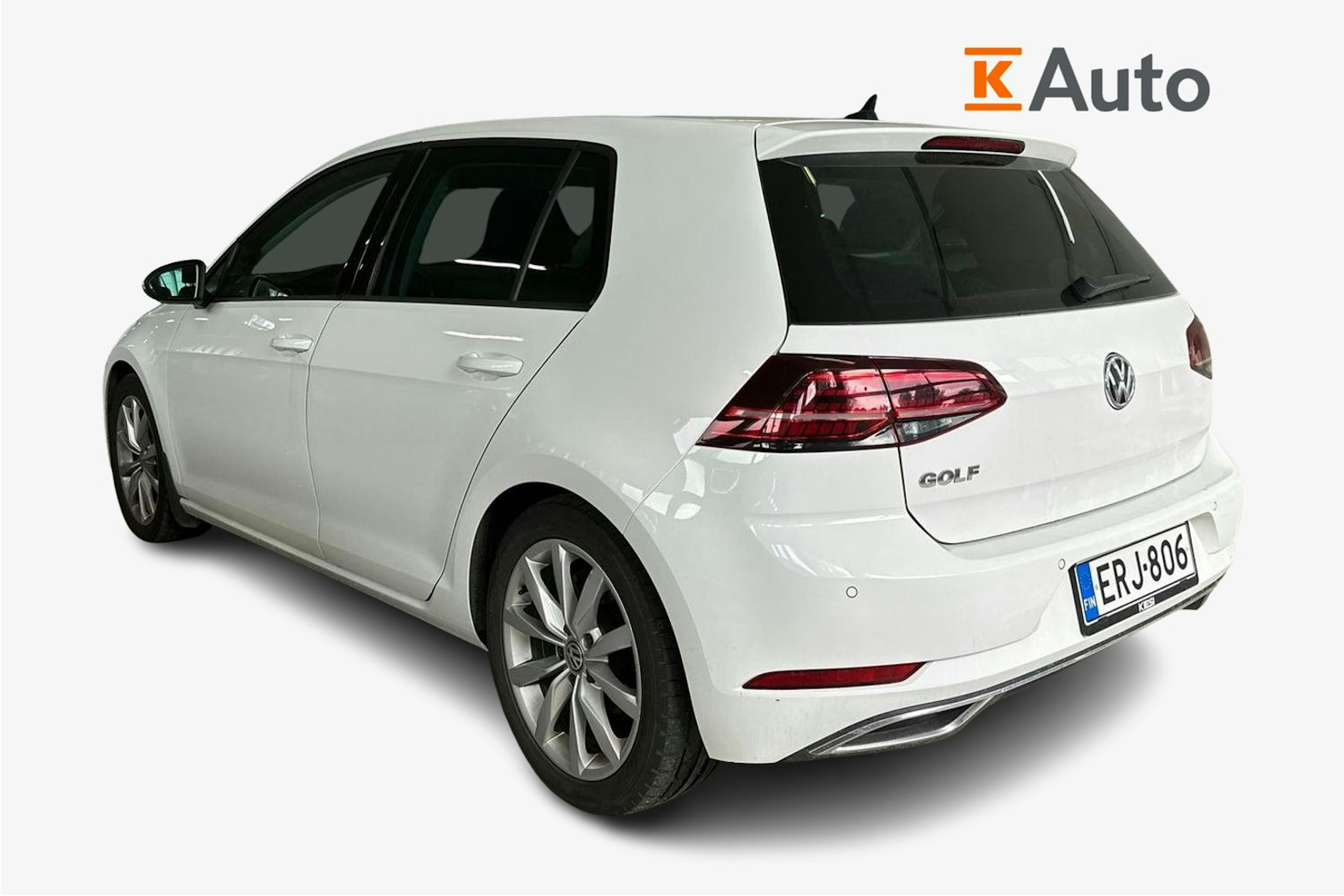 Valkoinen Volkswagen GOLF 2019 kuva 2.