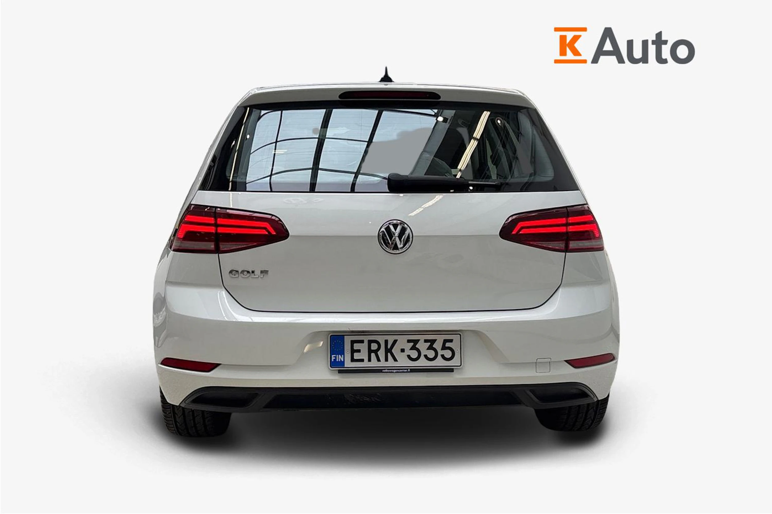 valkoinen Volkswagen Golf 2019 kuva 3.