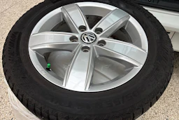 valkoinen Volkswagen Golf 2019 kuva 11.