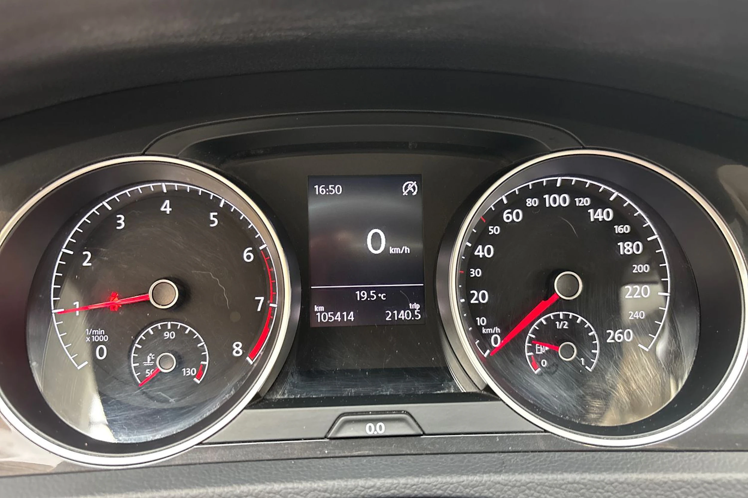 valkoinen Volkswagen Golf 2019 kuva 15.