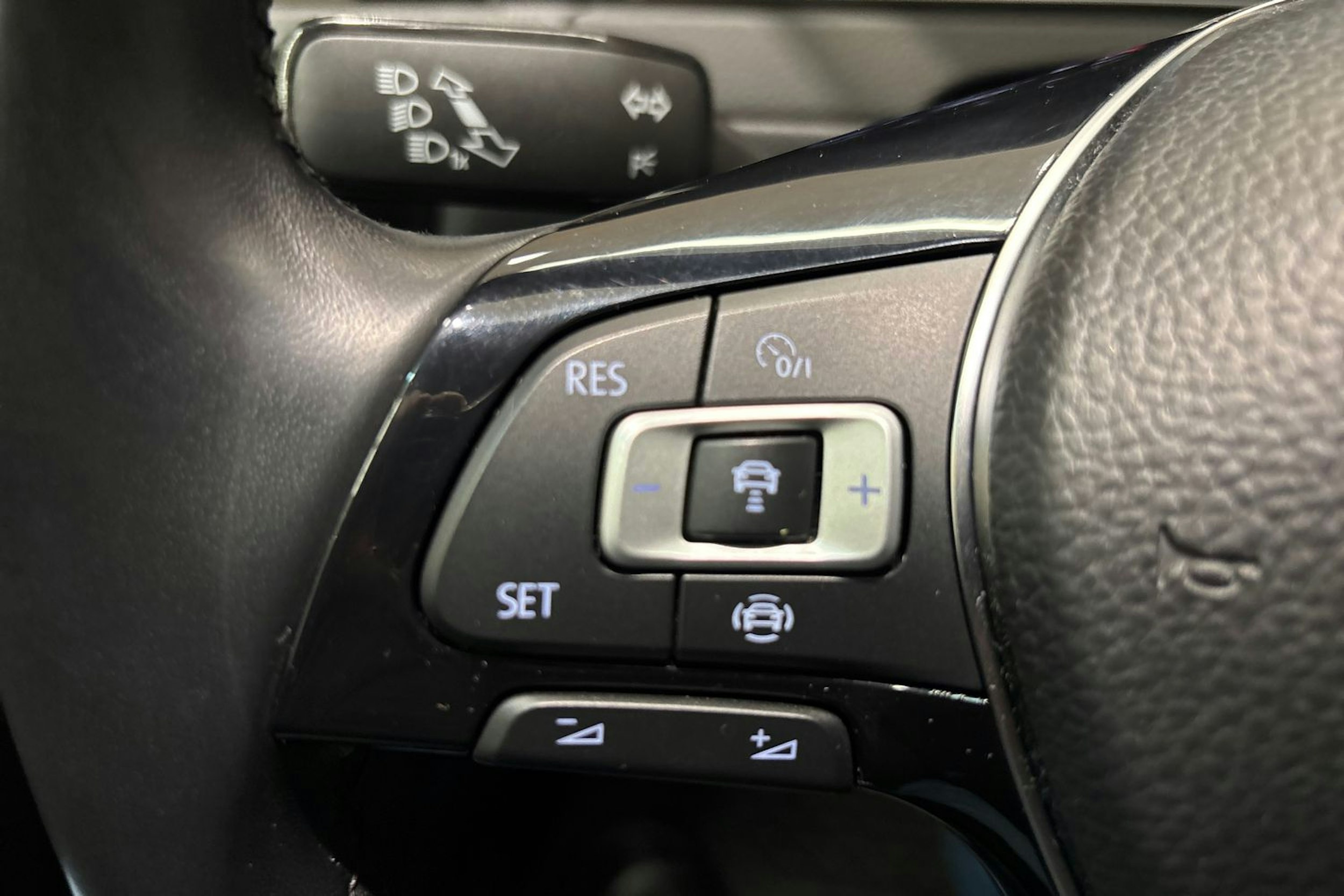 hopea Volkswagen Golf 2019 kuva 16.