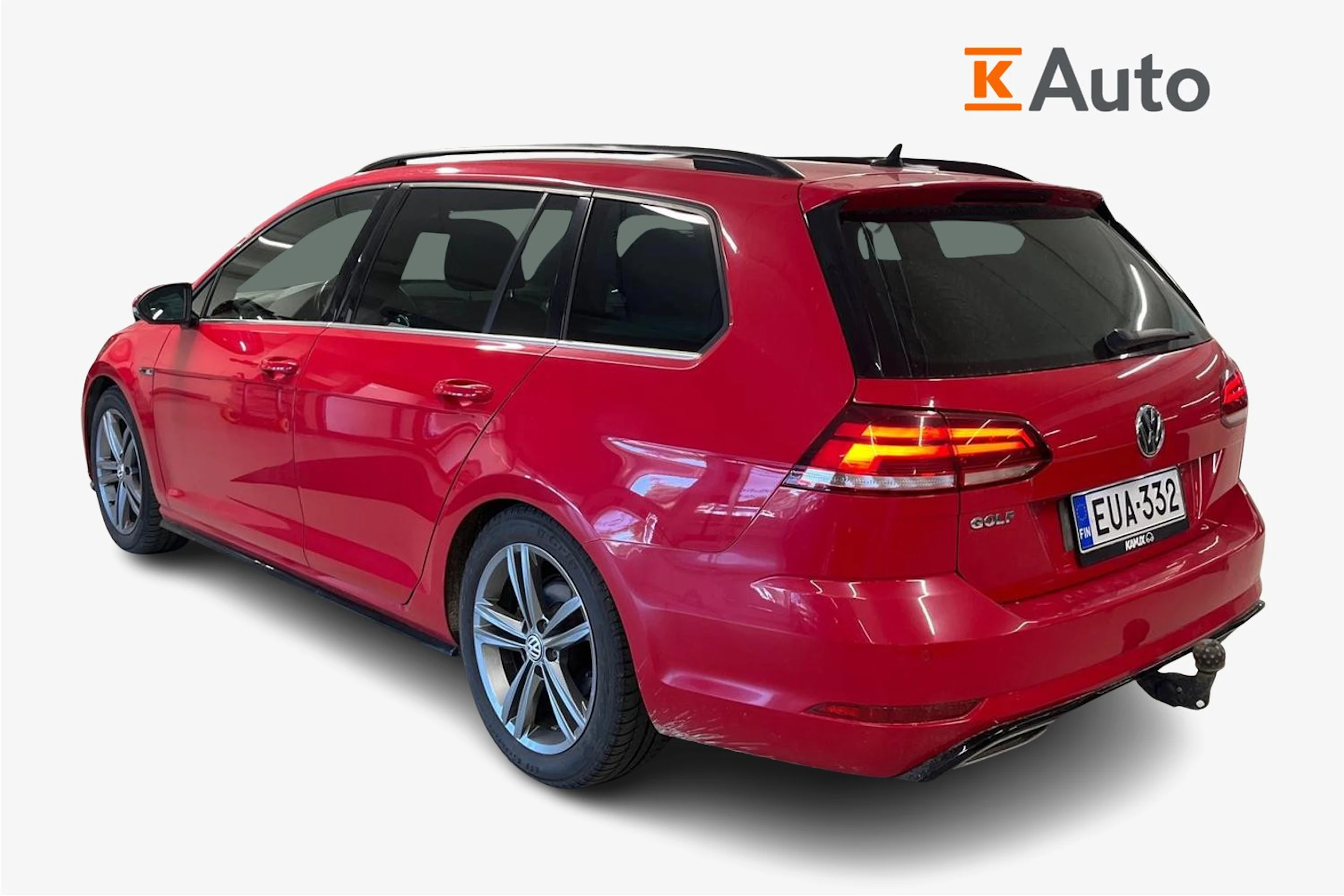 punainen Volkswagen Golf 2019 kuva 2.