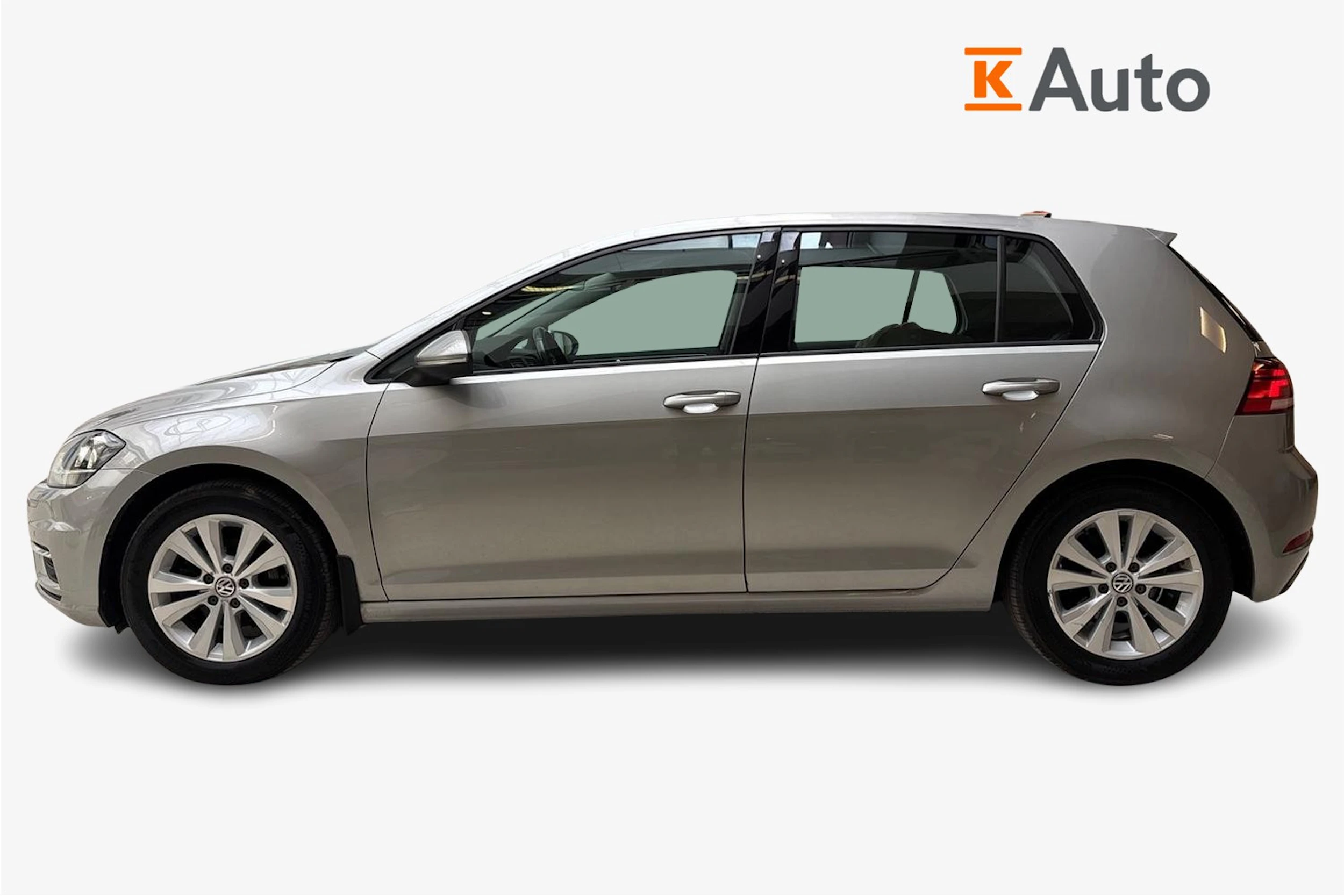 harmaa Volkswagen Golf 2019 kuva 7.