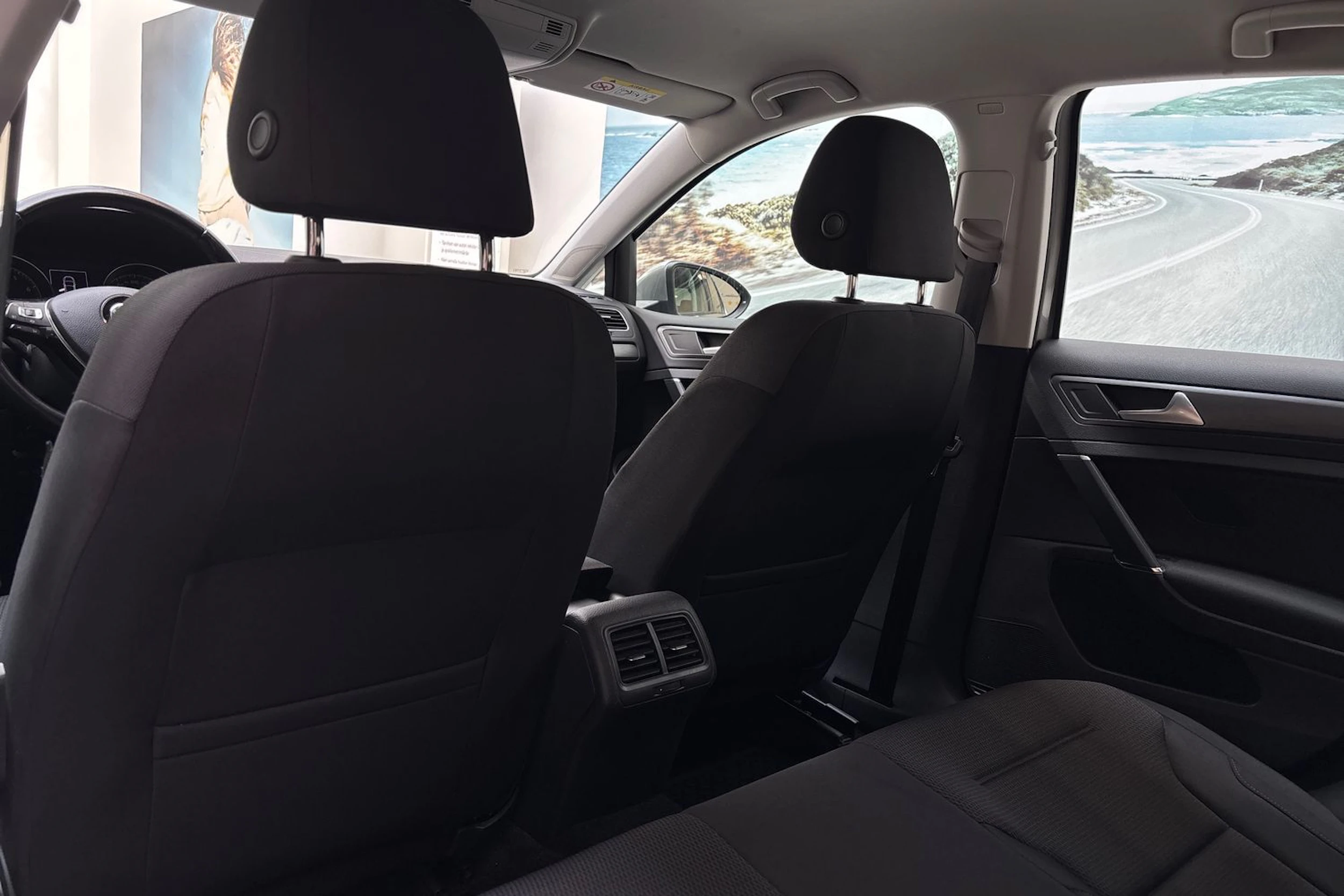 harmaa Volkswagen Golf 2019 kuva 17.