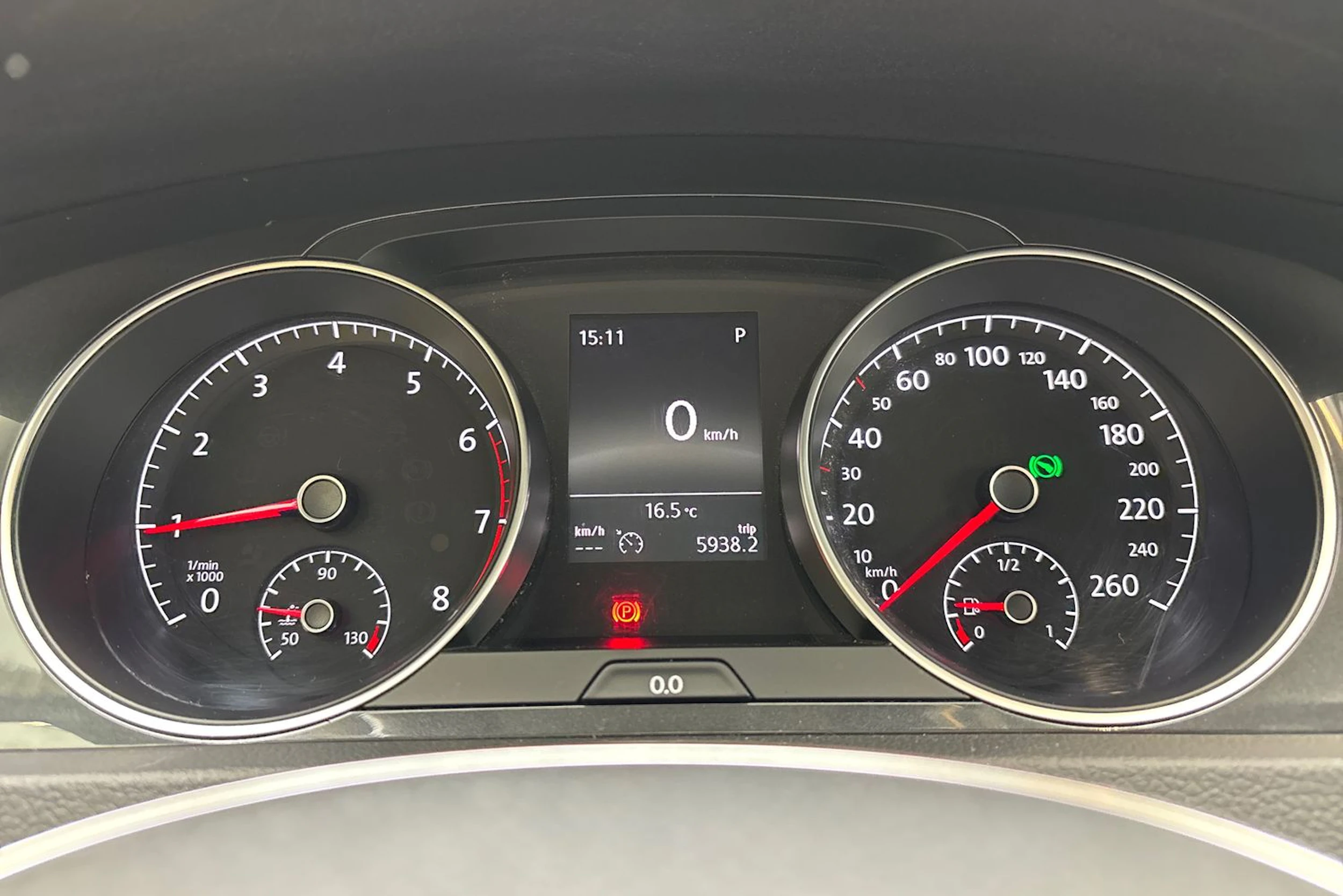 harmaa Volkswagen Golf 2019 kuva 20.