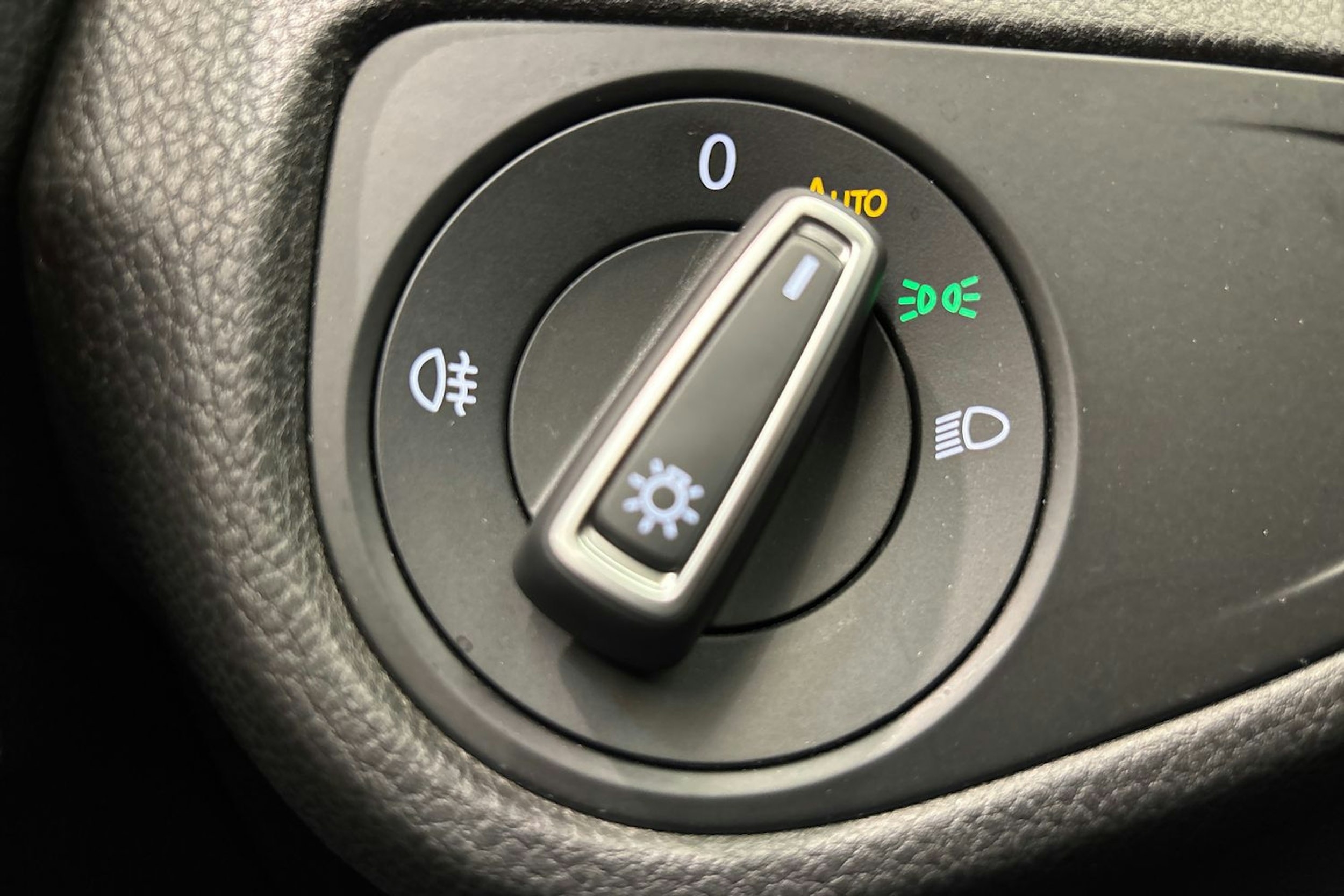 Harmaa Volkswagen GOLF 2019 kuva 21.