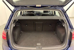 sininen Volkswagen Golf 2019 kuva 11.