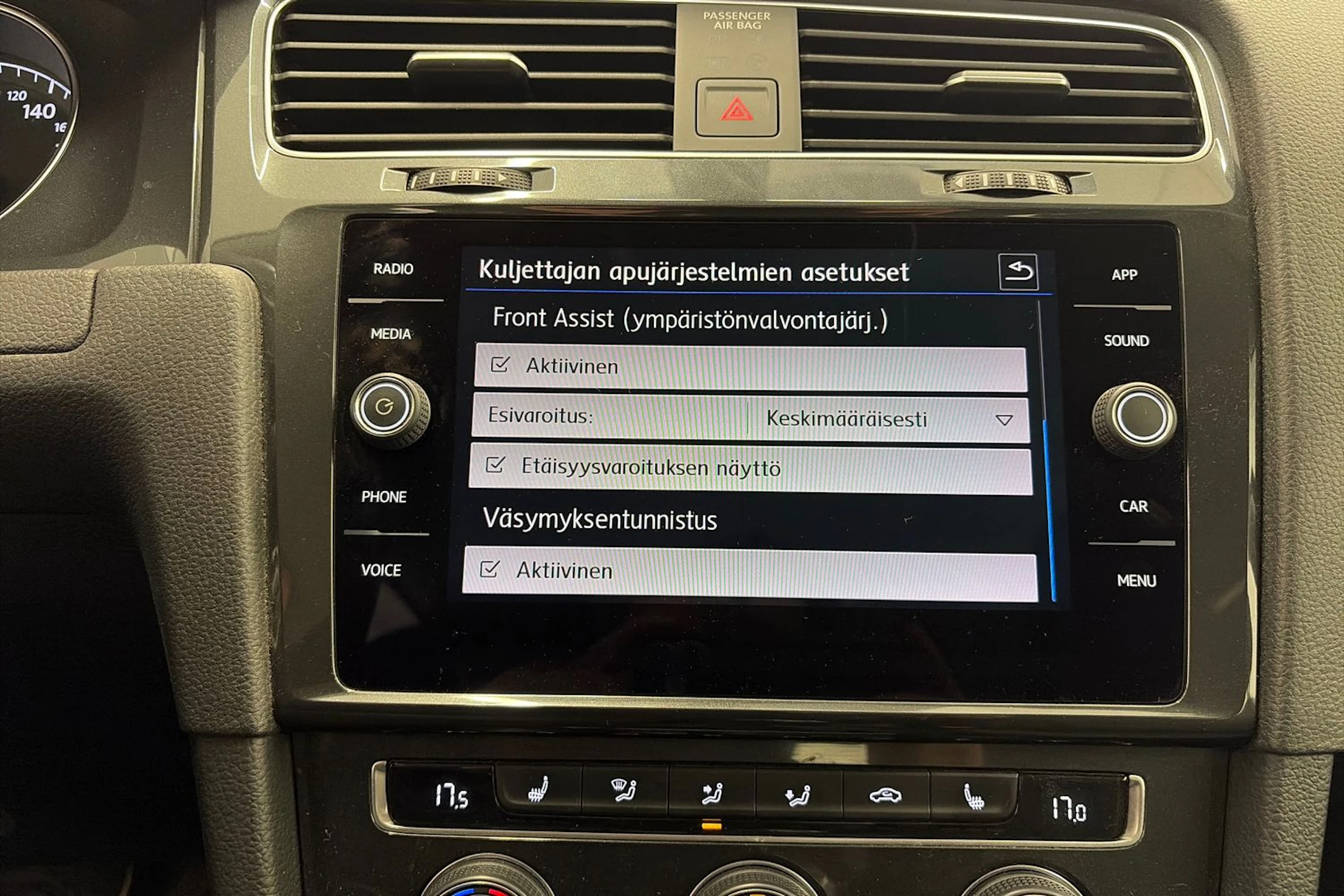 sininen Volkswagen Golf 2019 kuva 19.