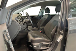 harmaa Volkswagen Golf 2019 kuva 6.