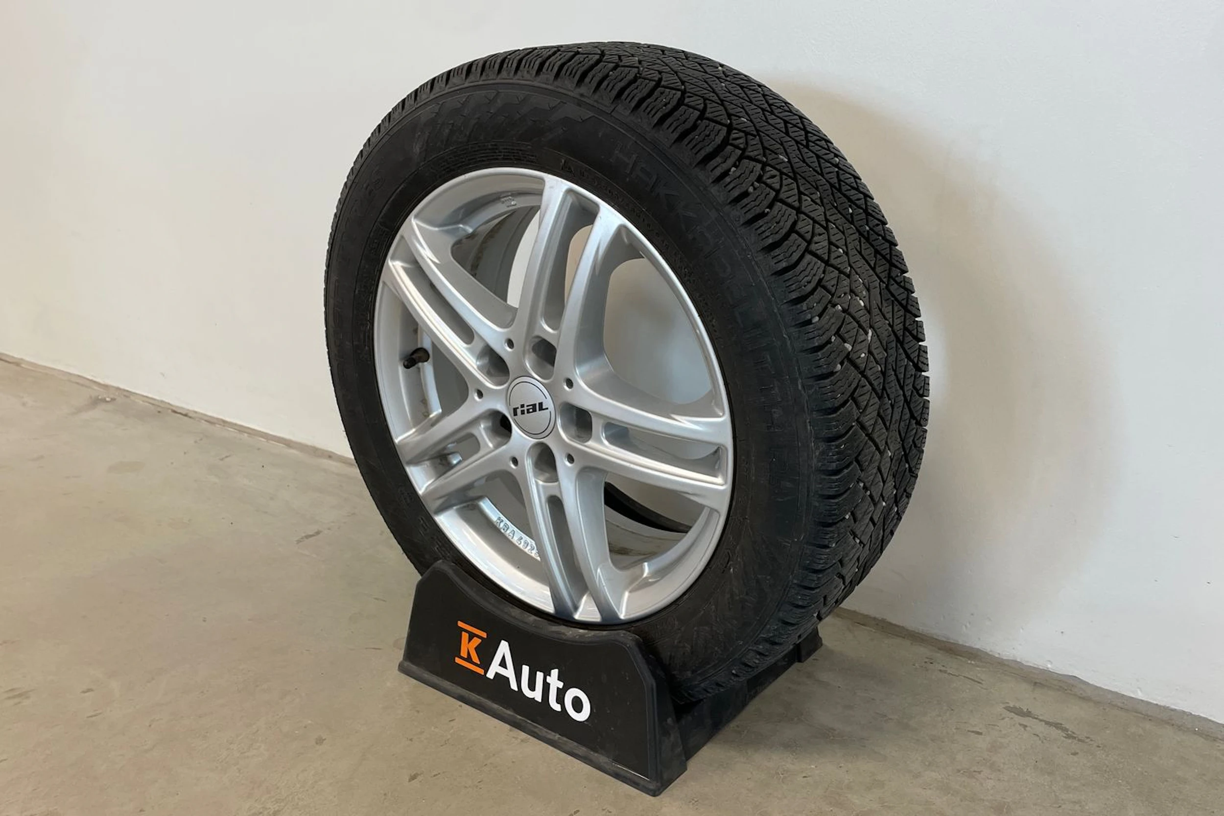 harmaa Volkswagen Golf 2019 kuva 10.