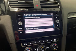 harmaa Volkswagen Golf 2019 kuva 26.