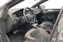 harmaa Volkswagen Golf 2019 kuva 7.