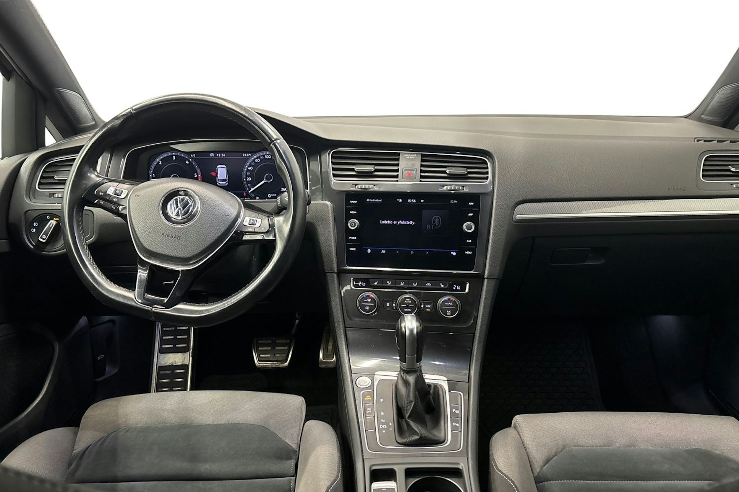 harmaa Volkswagen Golf 2019 kuva 9.