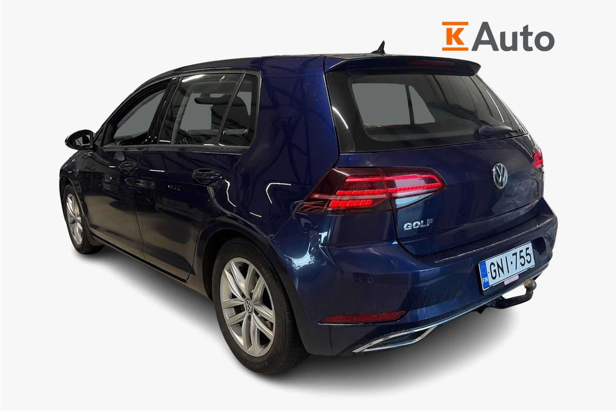 sininen Volkswagen Golf 2019 kuva 2.