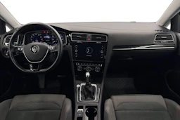 sininen Volkswagen Golf 2019 kuva 7.