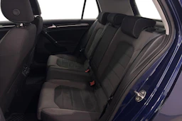 sininen Volkswagen Golf 2019 kuva 8.