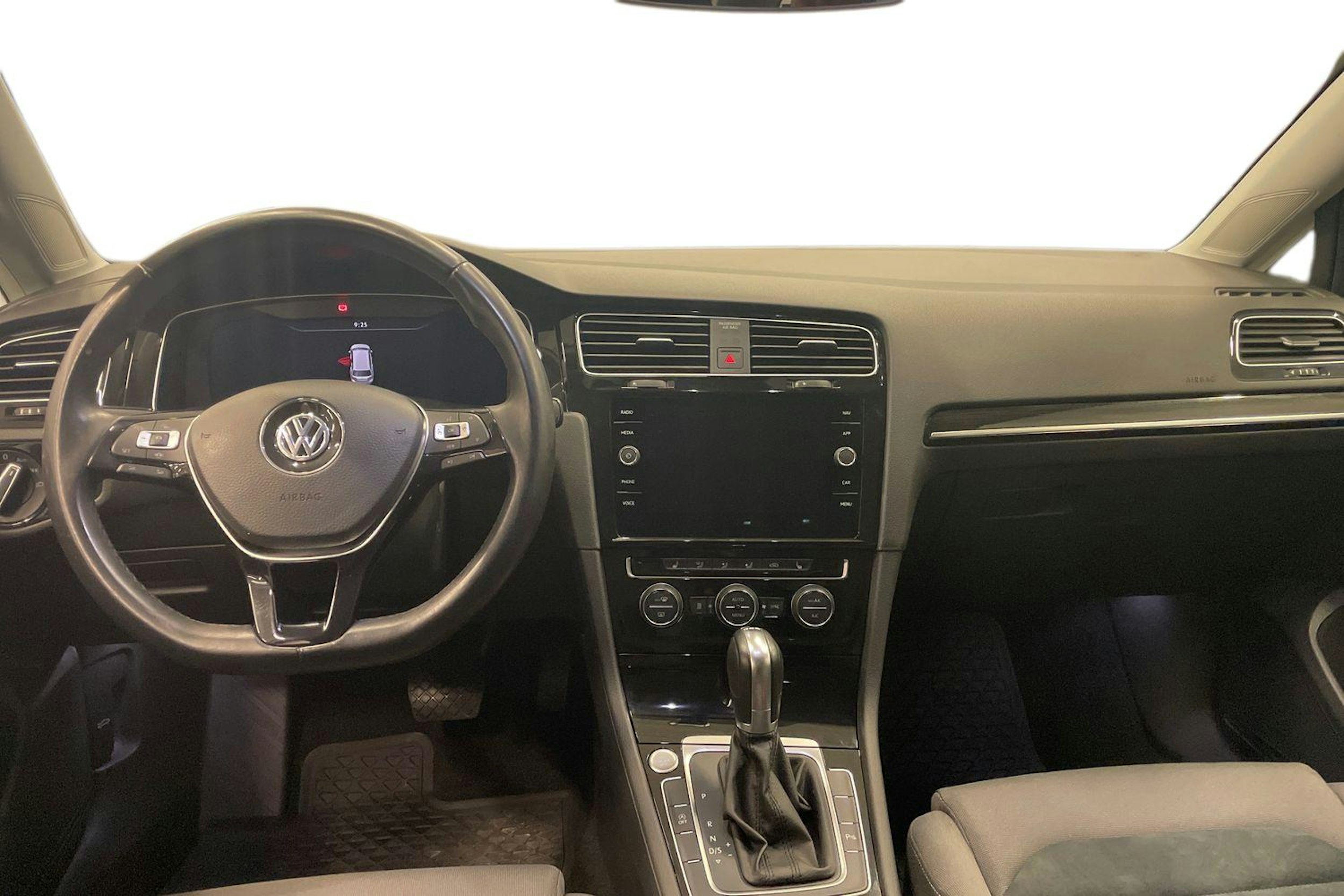 Sininen Volkswagen GOLF 2019 kuva 9.