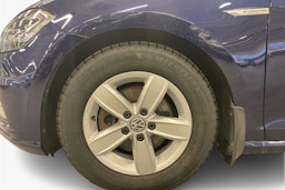 Sininen Volkswagen GOLF 2019 kuva 11.