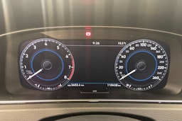 Sininen Volkswagen GOLF 2019 kuva 14.