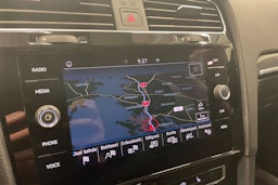 Sininen Volkswagen GOLF 2019 kuva 17.