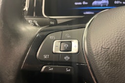 Sininen Volkswagen GOLF 2019 kuva 18.