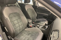 Sininen Volkswagen GOLF 2019 kuva 22.