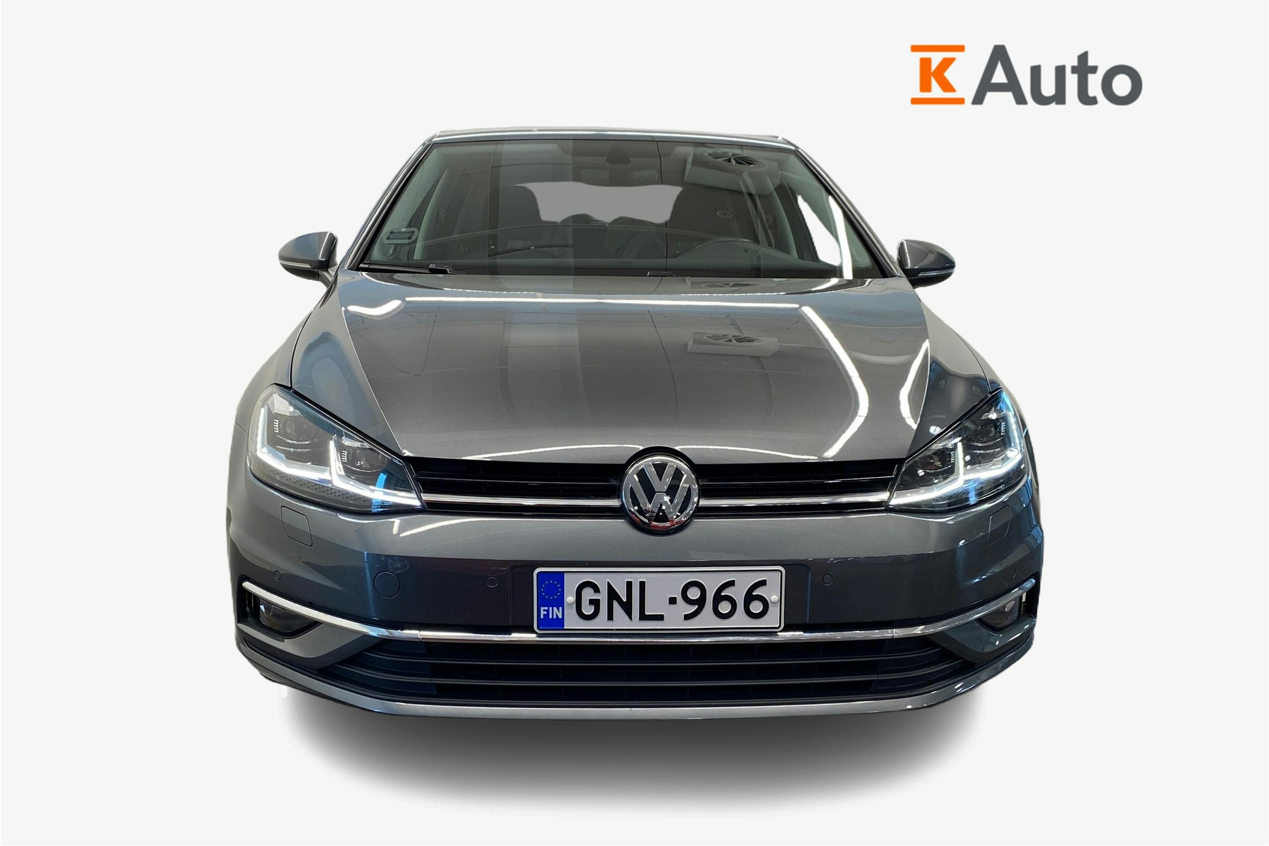 harmaa Volkswagen Golf 2019 kuva 4.