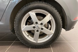 harmaa Volkswagen Golf 2019 kuva 10.