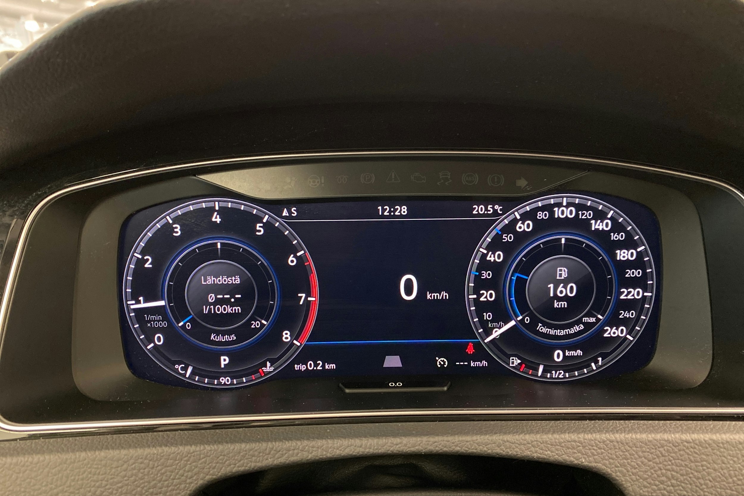 harmaa Volkswagen Golf 2019 kuva 11.