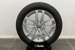 harmaa Volkswagen Golf 2019 kuva 19.