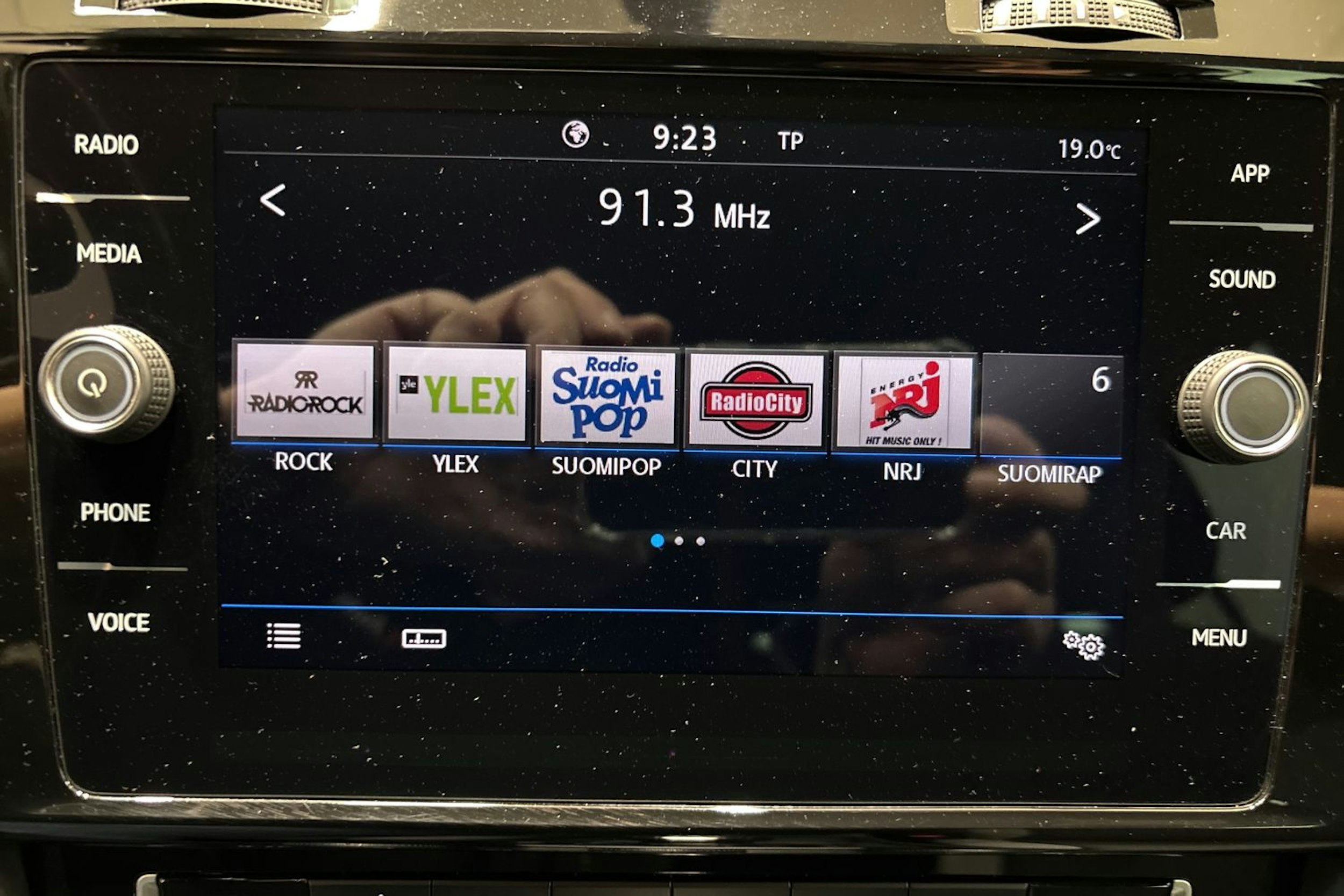 Valkoinen Volkswagen GOLF 2019 kuva 24.