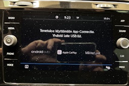 Valkoinen Volkswagen GOLF 2019 kuva 26.