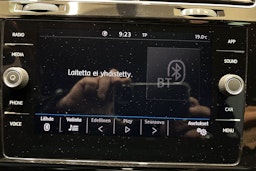 Valkoinen Volkswagen GOLF 2019 kuva 27.