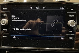 Valkoinen Volkswagen GOLF 2019 kuva 32.