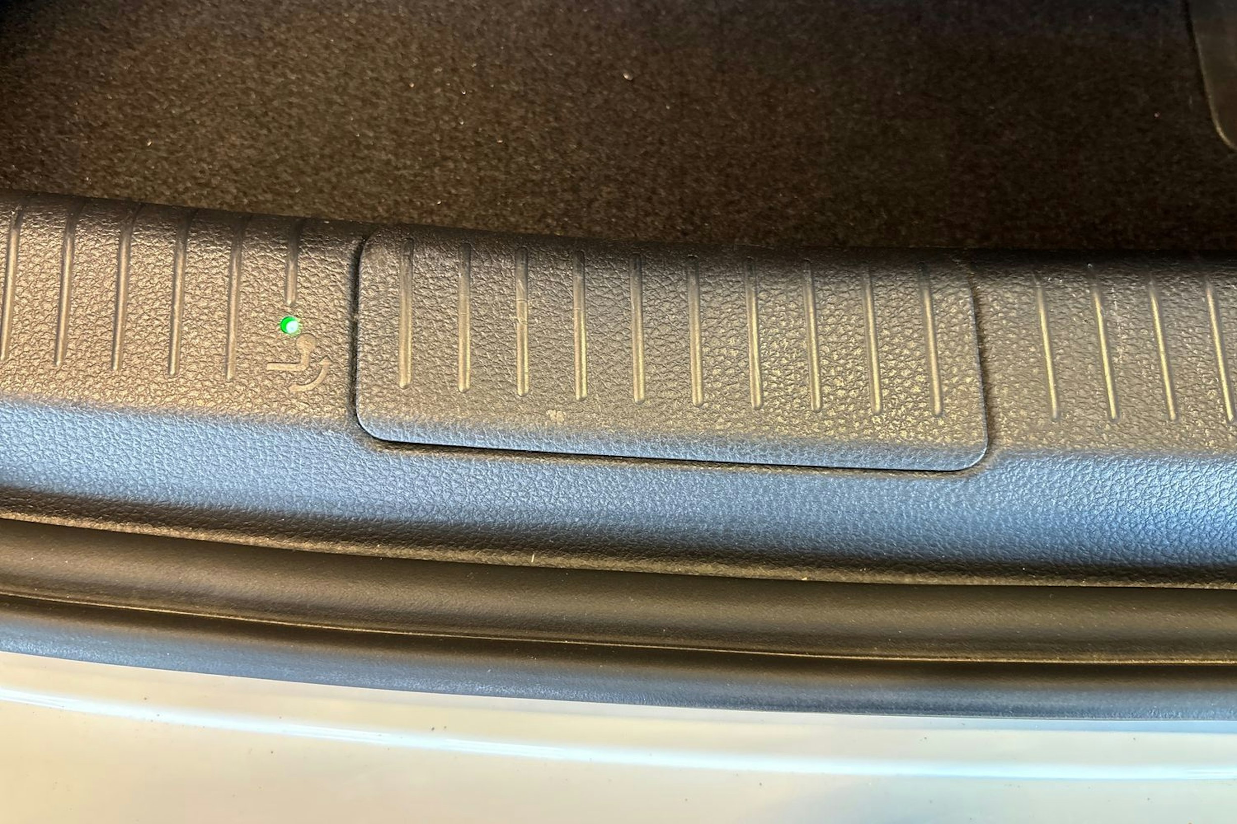 Valkoinen Volkswagen GOLF 2019 kuva 18.