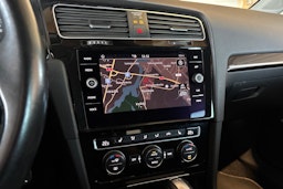 Valkoinen Volkswagen GOLF 2019 kuva 26.
