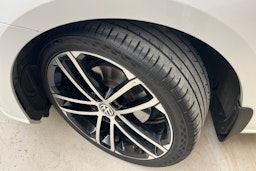 valkoinen Volkswagen Golf 2019 kuva 10.